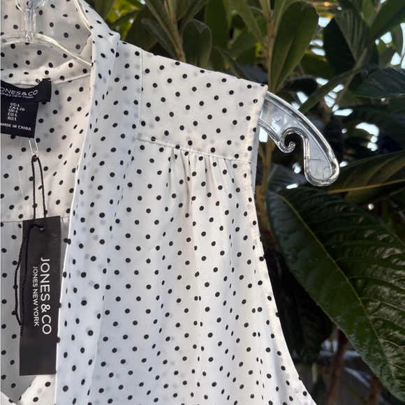 Jones New York Sleeveless Polka Dot Button Front Tie Collar Blouse Size Large - Picture 3 of 6